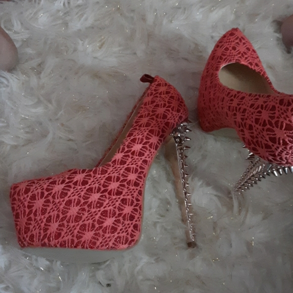 Shoes - Picture 2 of 2